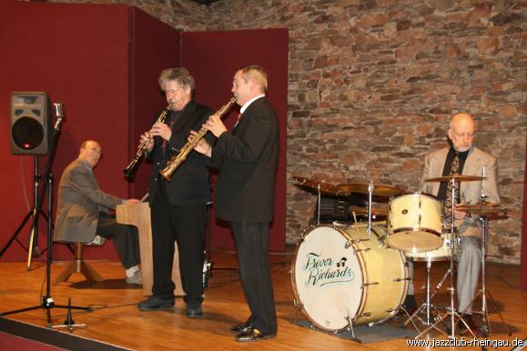 International Trio International Trio